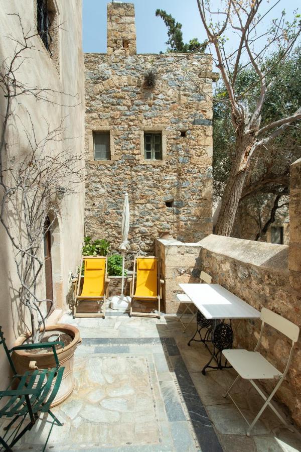 Dorovinis Monemvasia Castlehouses Екстериор снимка