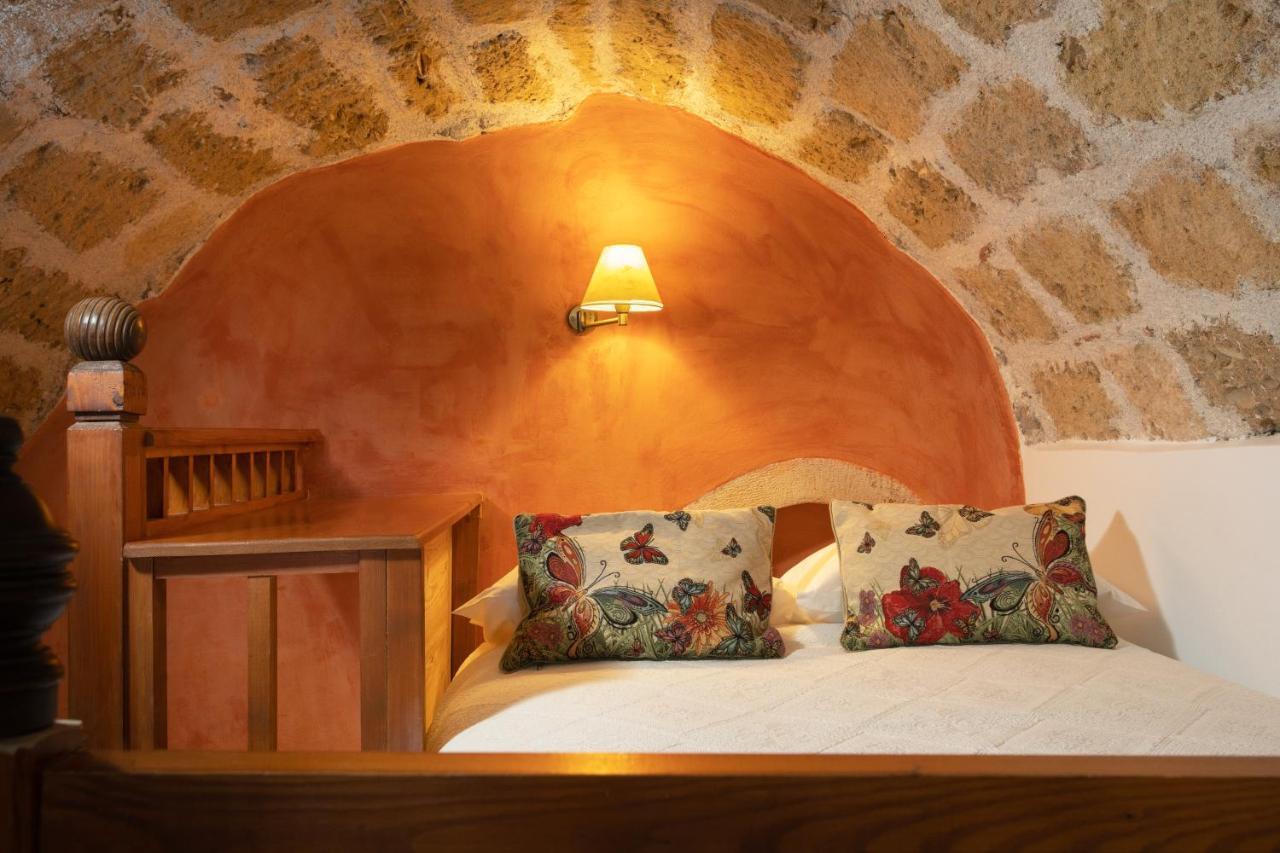 Dorovinis Monemvasia Castlehouses Екстериор снимка