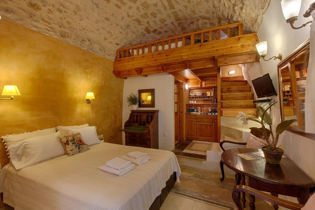 Dorovinis Monemvasia Castlehouses Екстериор снимка