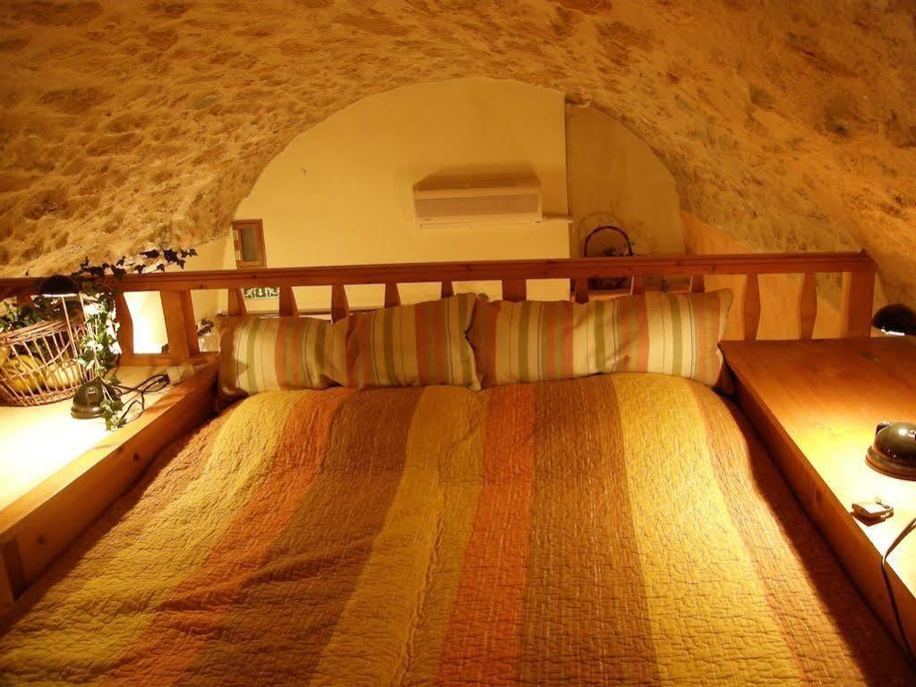 Dorovinis Monemvasia Castlehouses Екстериор снимка